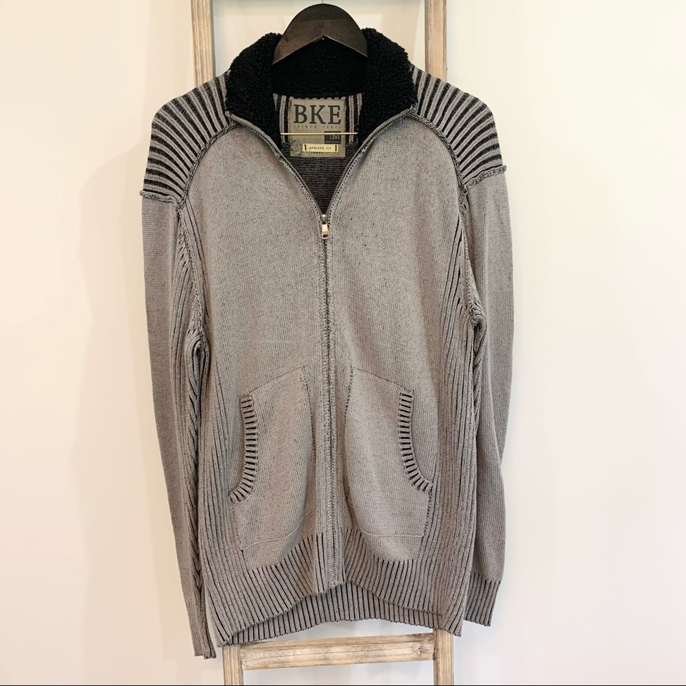Buckle Men’s Athletic Fit Full Zip Sweater Size Medium